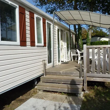 Immobilhome-village Vacance La Palmyre 假日公园 *