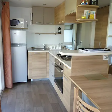 Kompleks wypoczynkowy Immobilhome-village Vacance La Palmyre
