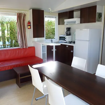 Kompleks wypoczynkowy Immobilhome-village Vacance La Palmyre