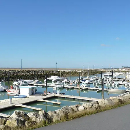 Immobilhome-village Vacance La Palmyre * Les Mathes